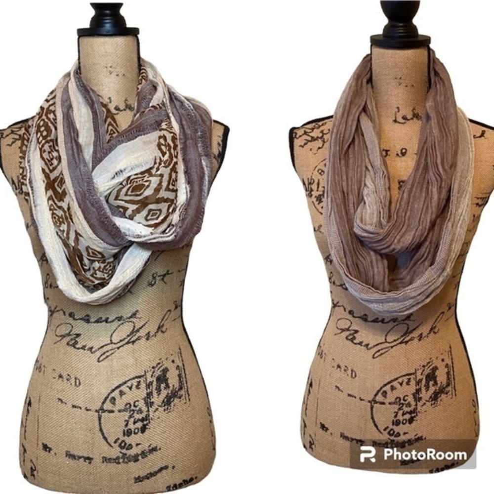 2 Infinity scarves - Picture 2 of 3